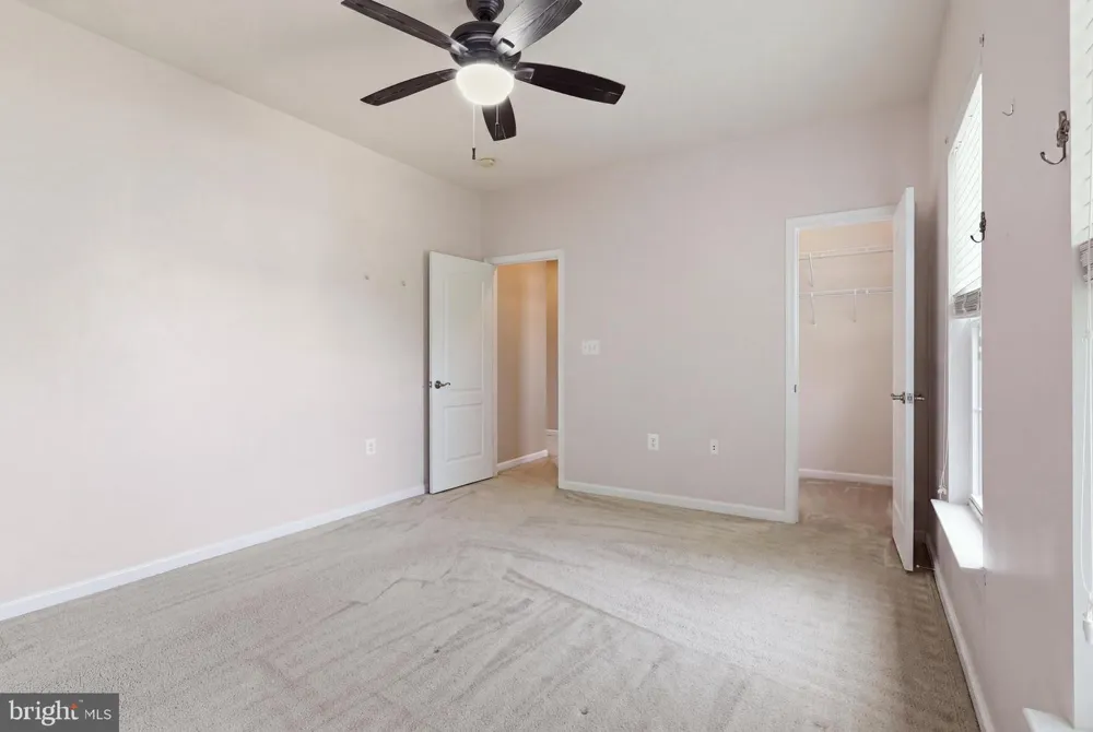 25 CHARTER GATE DRIVE Fredericksburg, VA 22406