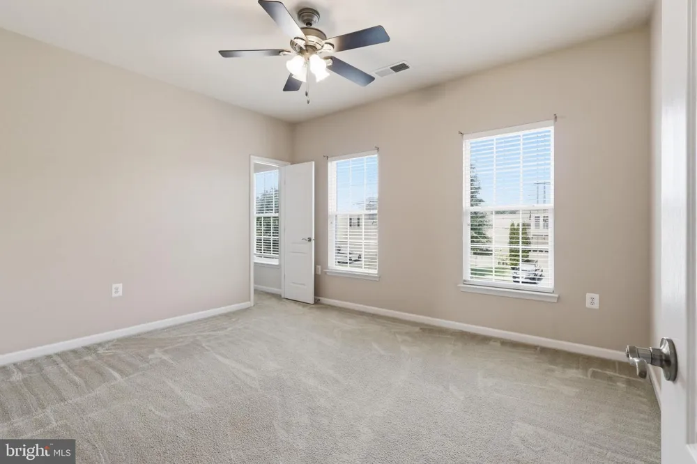 25 CHARTER GATE DRIVE Fredericksburg, VA 22406