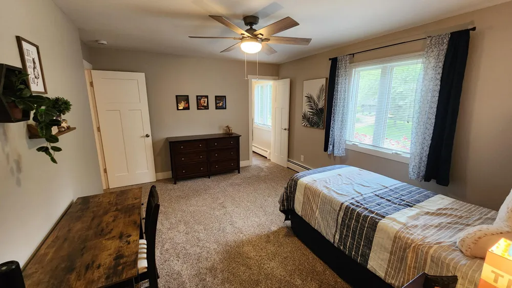 1538 Hillsboro Avenue SE Cascade Charter Township, MI 49546
