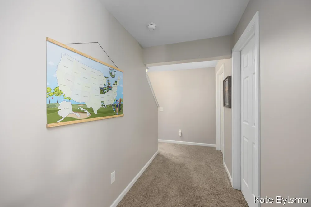 4614 Quaker Hill Court Kentwood City, MI 49512