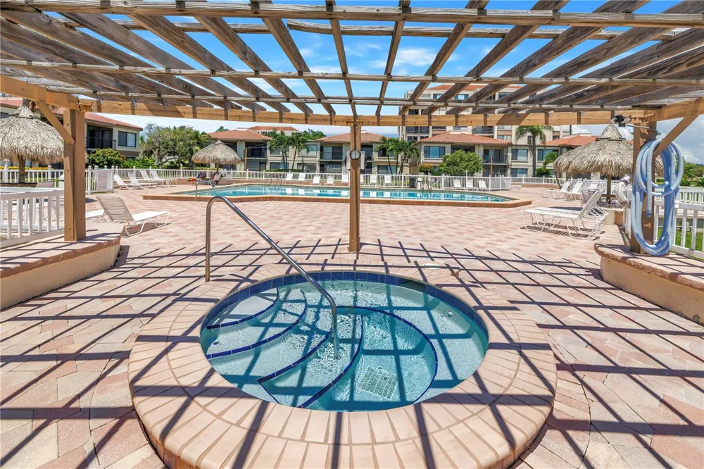 6269 PALMA DEL MAR BOULEVARD S #508 St Petersburg, FL 33715