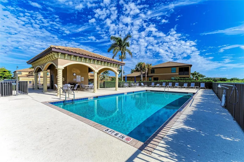 8403 GRAND ESTUARY TRAIL #306 Bradenton, FL 34212