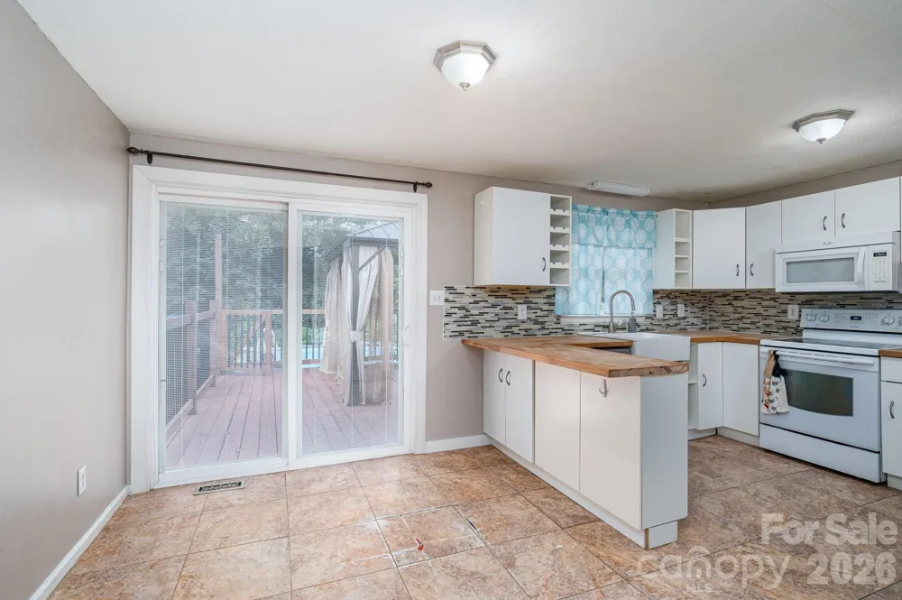 1369 Chancellor Drive Claremont, NC 28610