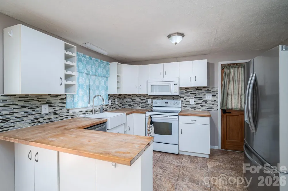 1369 Chancellor Drive Claremont, NC 28610