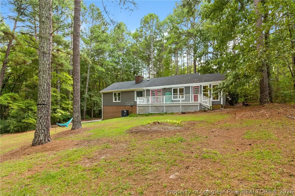 16401 Lakeshore Drive Wagram, NC 28396