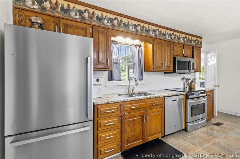 16401 Lakeshore Drive Wagram, NC 28396