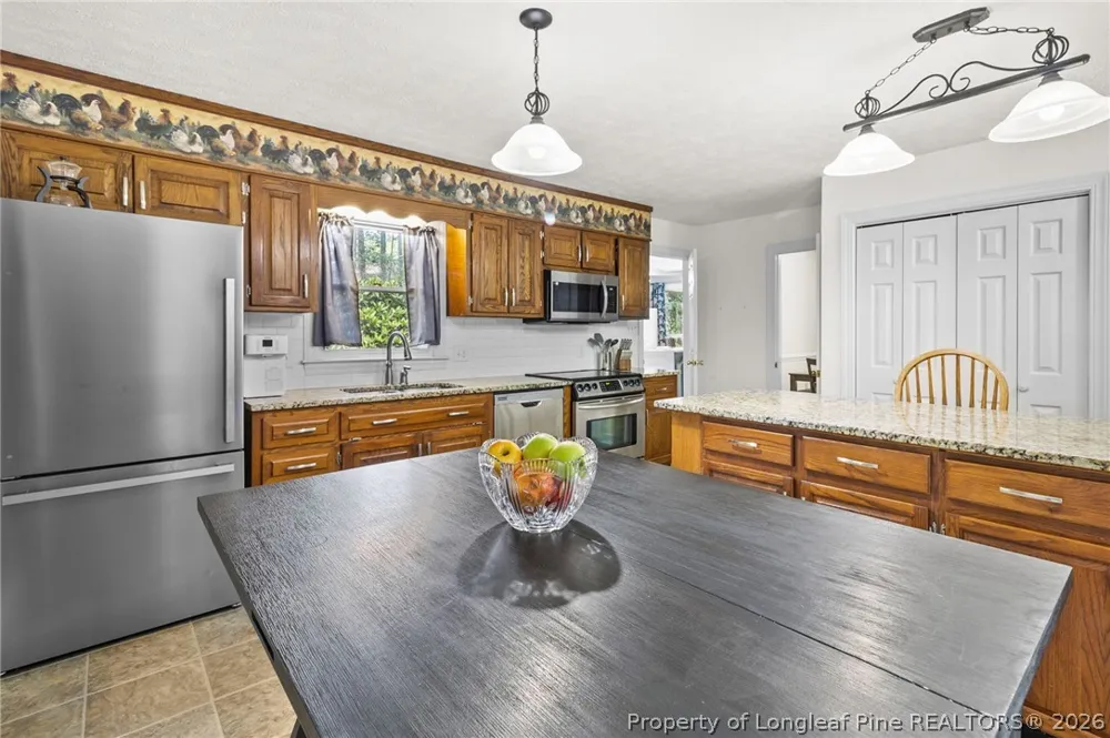 16401 Lakeshore Drive Wagram, NC 28396