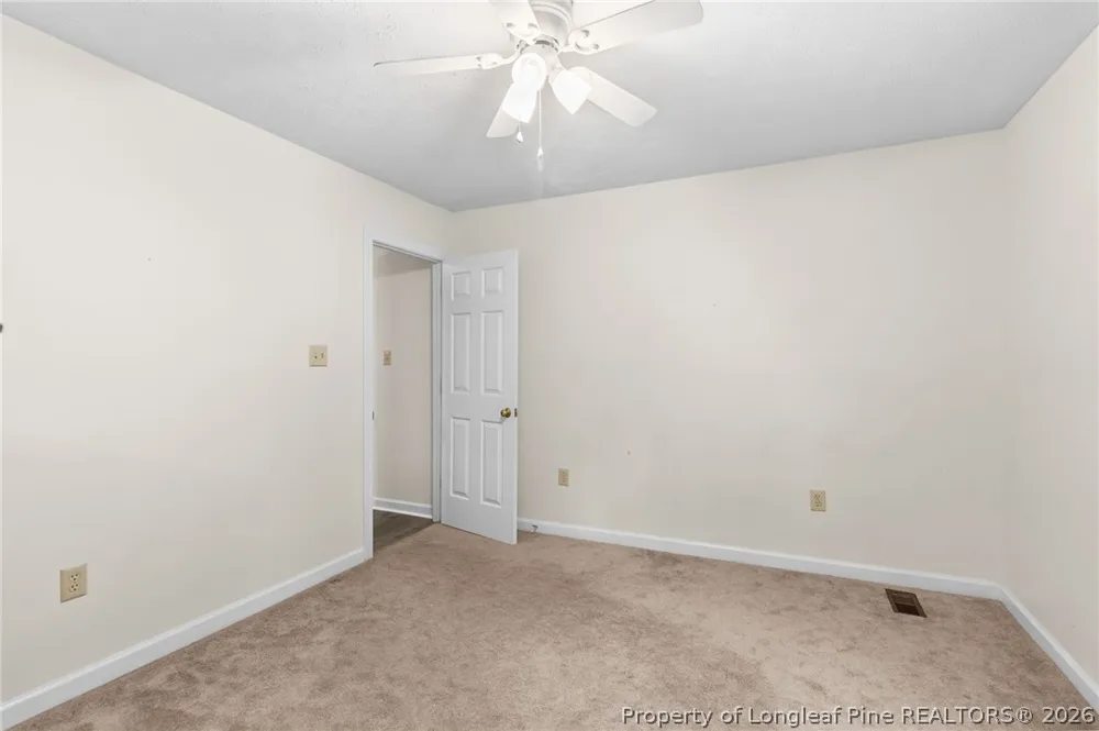 16401 Lakeshore Drive Wagram, NC 28396