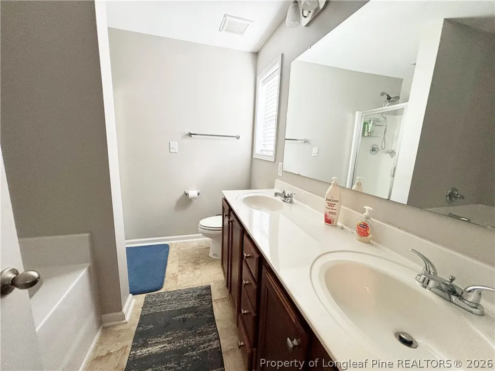 16 Burr Oak Circle Bunnlevel, NC 28323