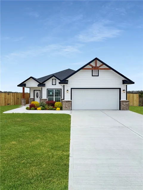 2100 Zebrina Court