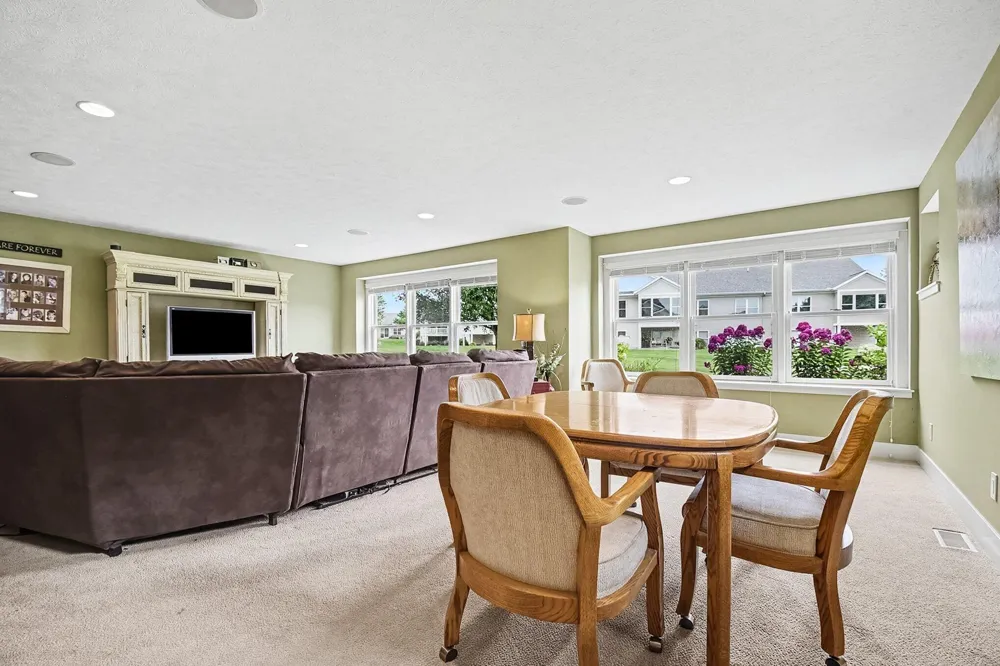 5969 Elmwood Court Hudsonville, MI 49426