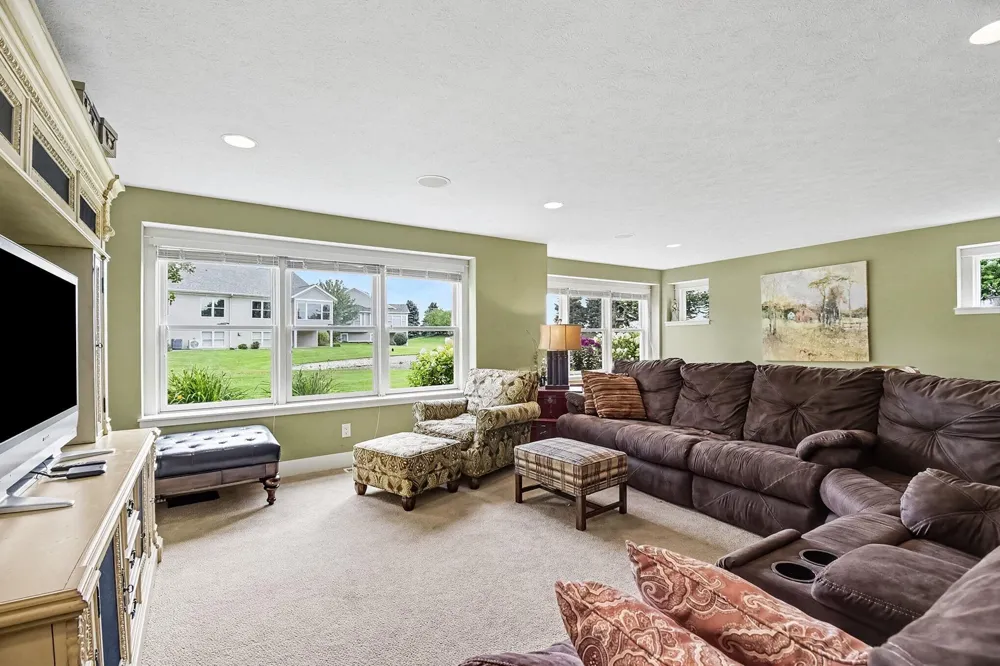 5969 Elmwood Court Hudsonville, MI 49426