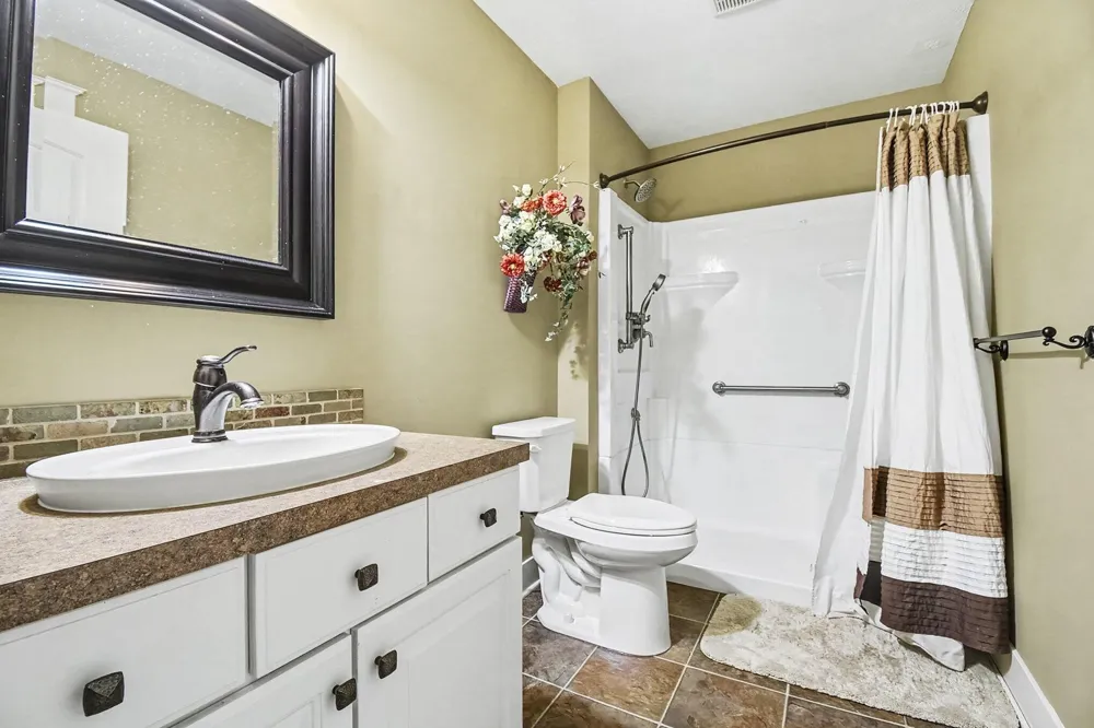 5969 Elmwood Court Hudsonville, MI 49426