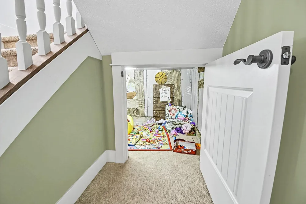 5969 Elmwood Court Hudsonville, MI 49426