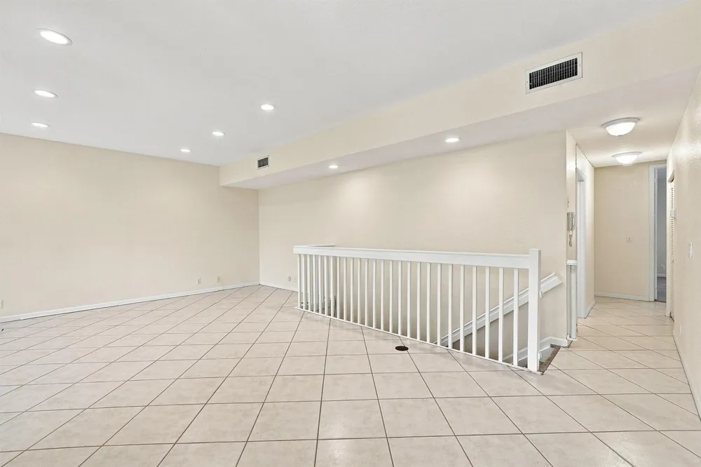4619 Poinciana Street #7A Lauderdale By The Sea, FL 33308