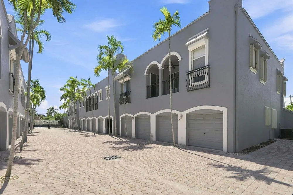 4619 Poinciana Street #7A Lauderdale By The Sea, FL 33308