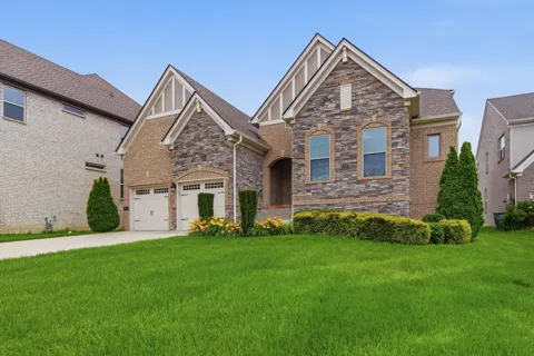 3061 Elliott Dr