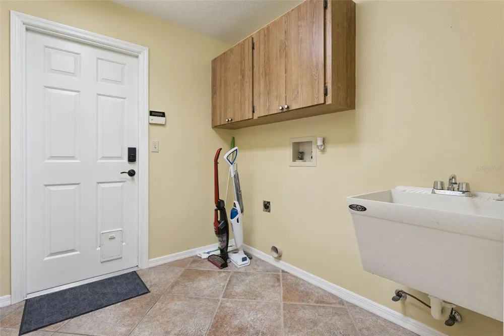 34035 PARK LANE Leesburg, FL 34788