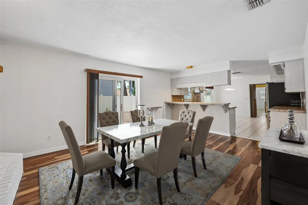 144 8TH AVENUE St Petersburg, FL 33701