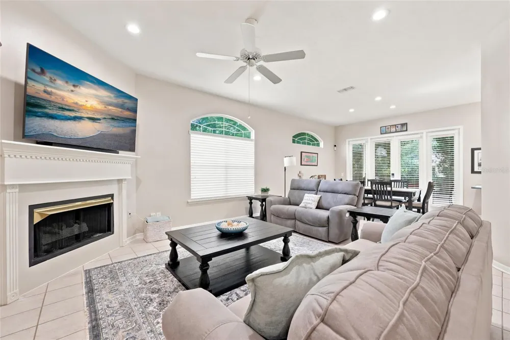 9408 SW 39TH AVENUE Gainesville, FL 32608