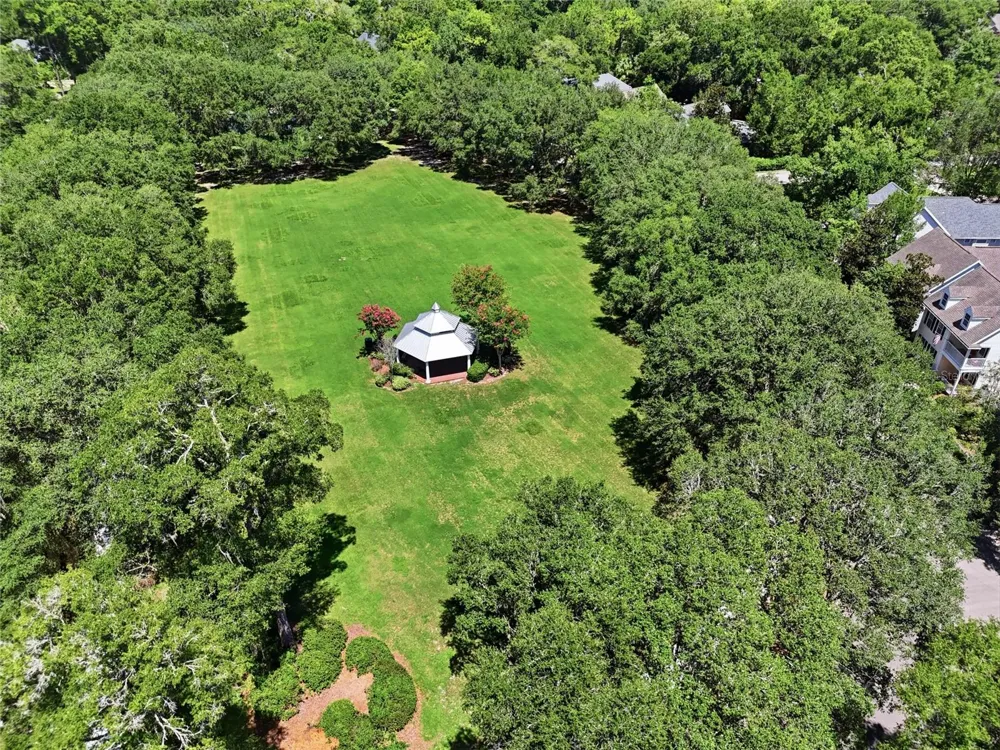 9408 SW 39TH AVENUE Gainesville, FL 32608