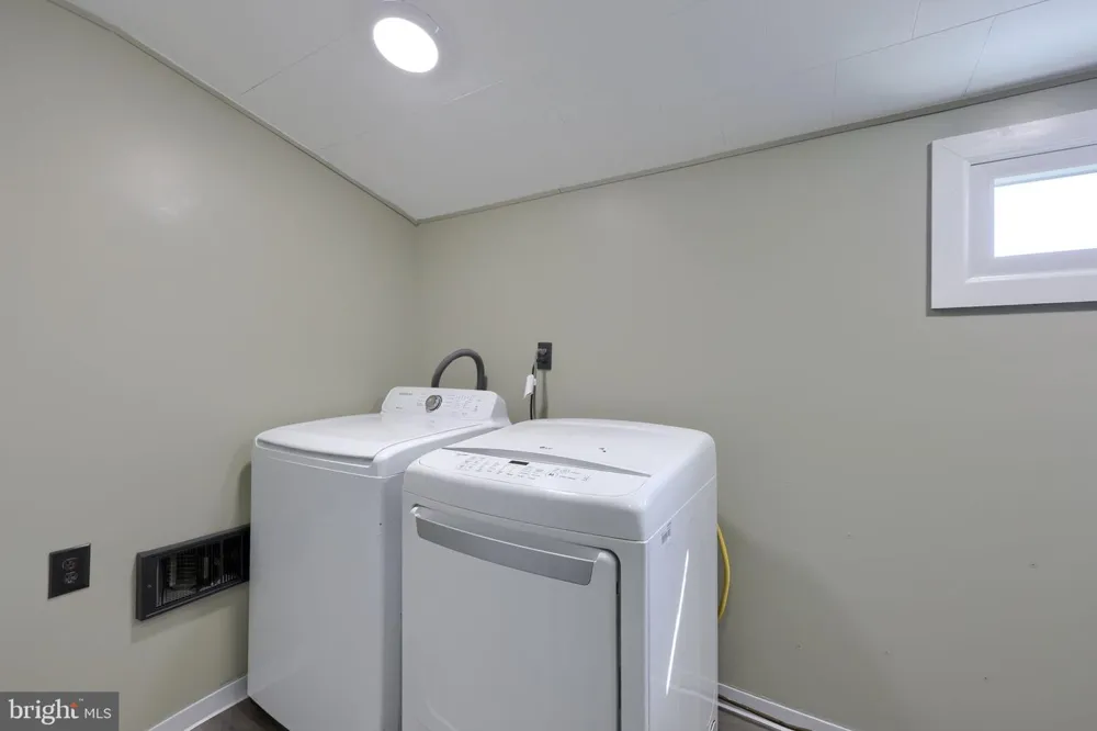 44 LOCUST STREET Palmyra, PA 17078