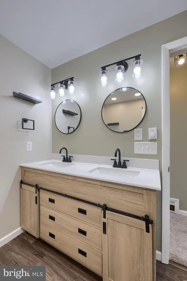 44 LOCUST STREET Palmyra, PA 17078