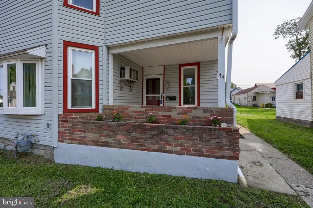 44 LOCUST STREET Palmyra, PA 17078