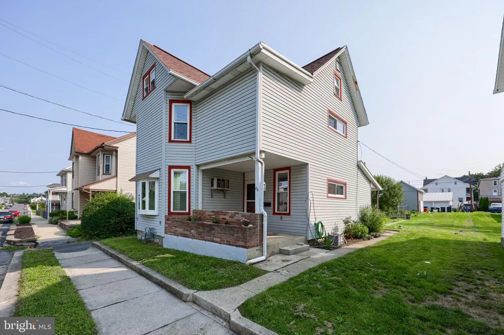 44 LOCUST STREET Palmyra, PA 17078