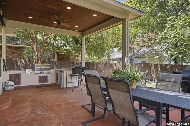 615 Hookberry Trail San Antonio, TX 78256