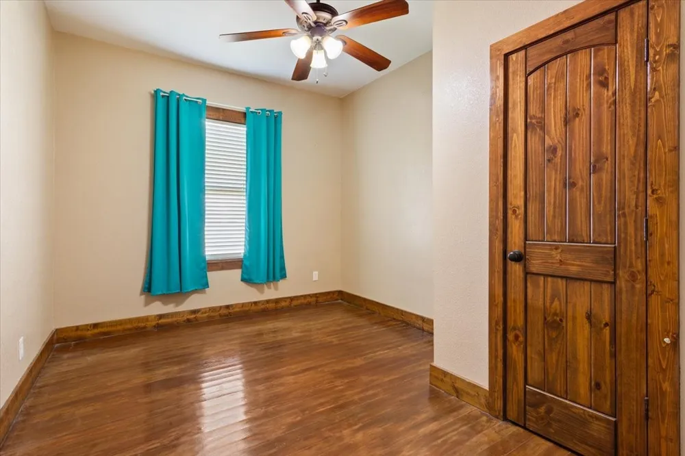 9142 5TH STREET Crawford, TX 76638