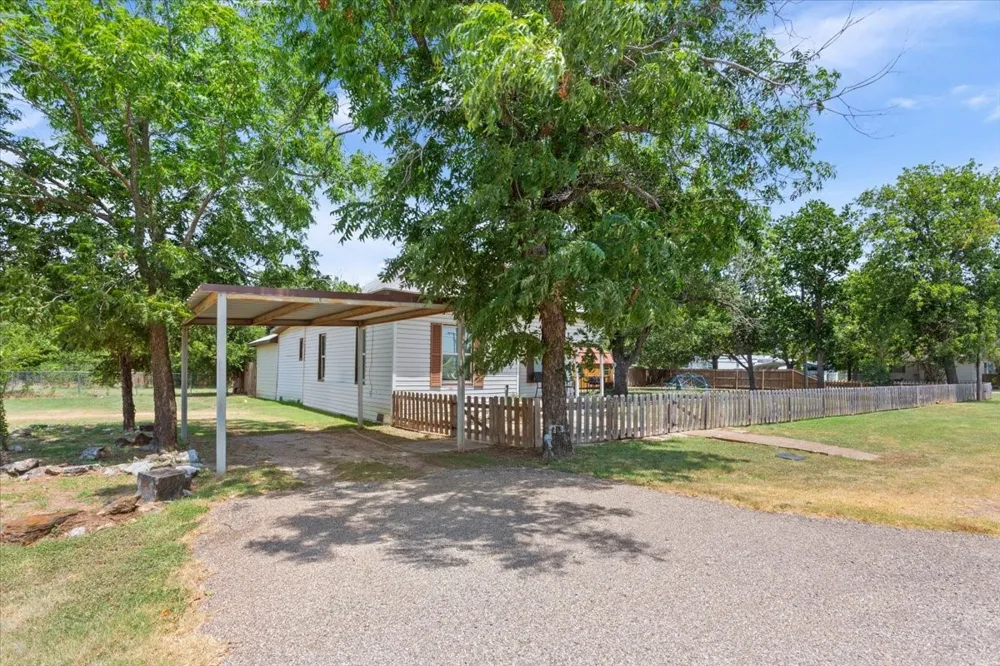 9142 5TH STREET Crawford, TX 76638