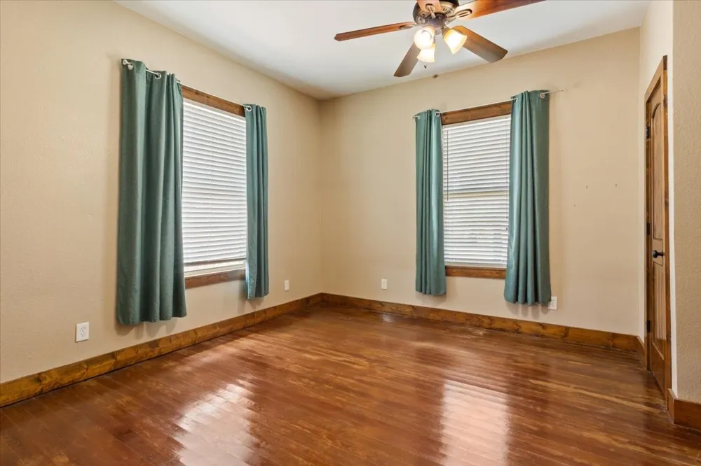 9142 5TH STREET Crawford, TX 76638