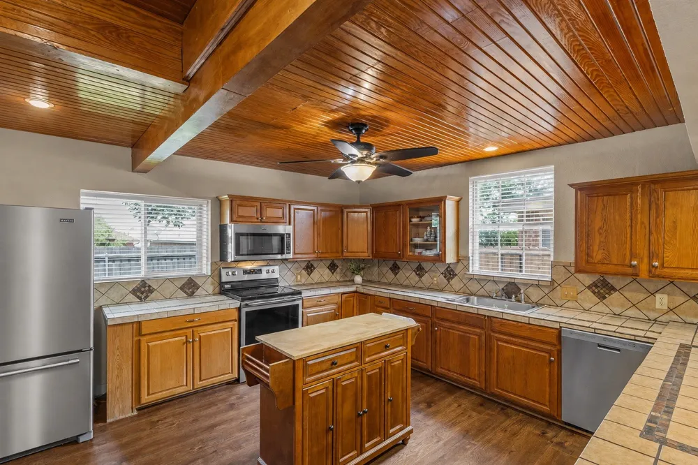 9224 Nathan Drive White Settlement, TX 76108