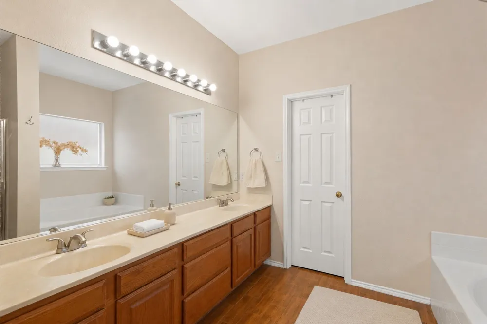 9224 Nathan Drive White Settlement, TX 76108