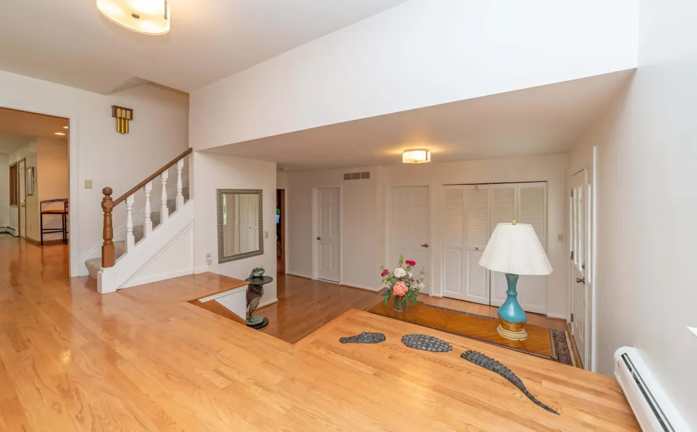 34150 Hunters Row Farmington Hills, MI 48331