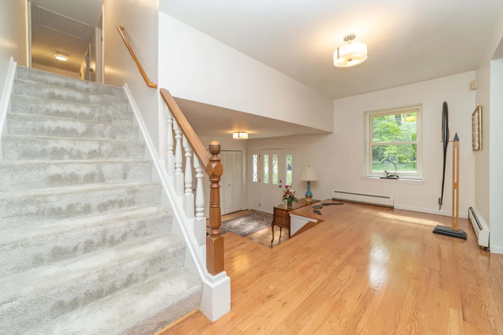 34150 Hunters Row Farmington Hills, MI 48331