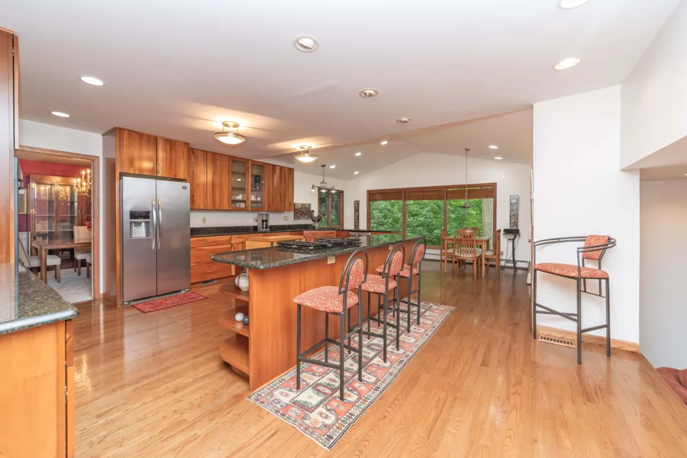 34150 Hunters Row Farmington Hills, MI 48331