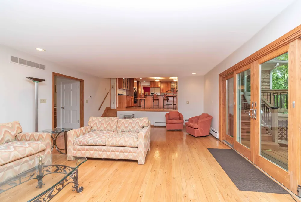 34150 Hunters Row Farmington Hills, MI 48331