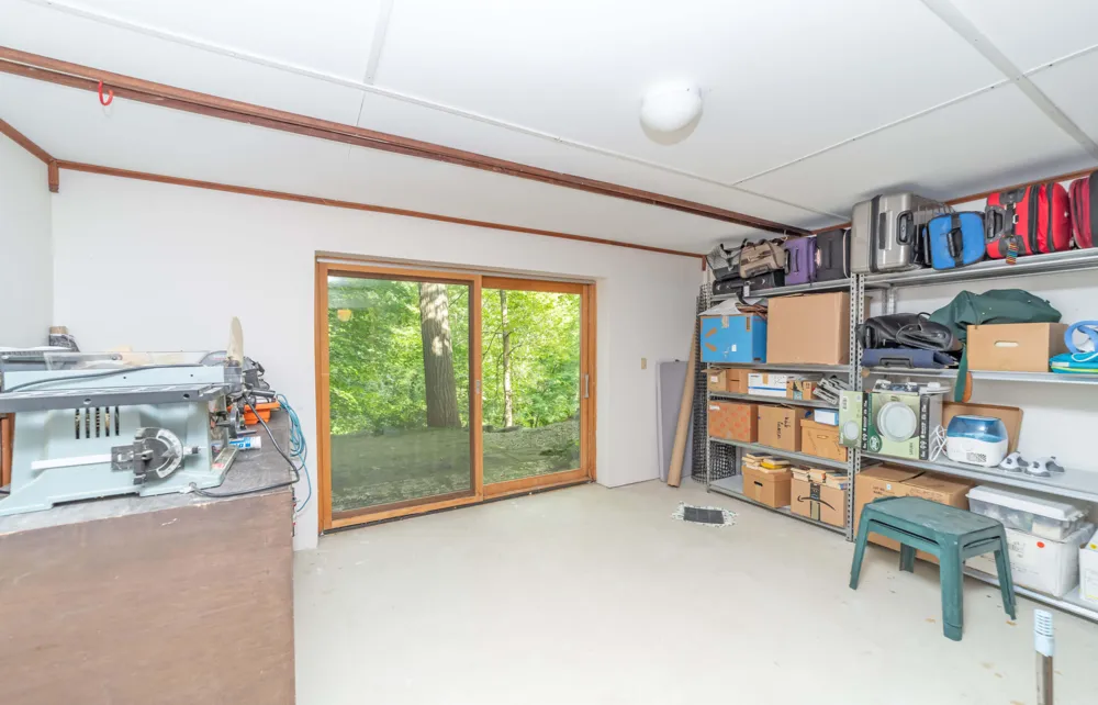 34150 Hunters Row Farmington Hills, MI 48331