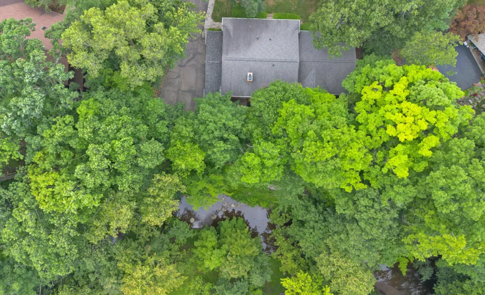 34150 Hunters Row Farmington Hills, MI 48331
