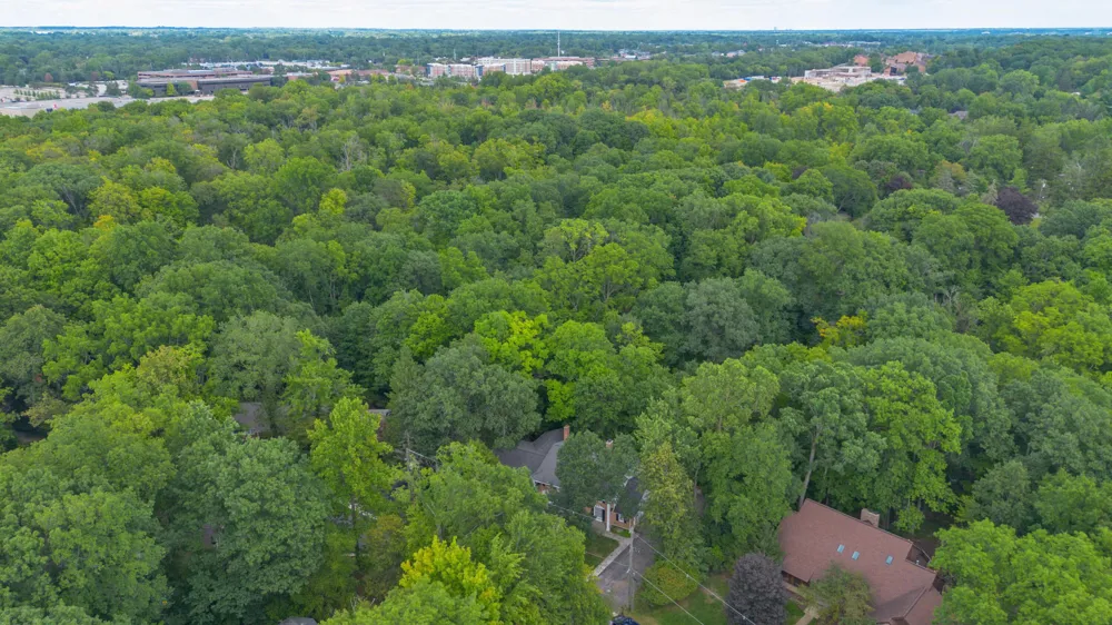34150 Hunters Row Farmington Hills, MI 48331