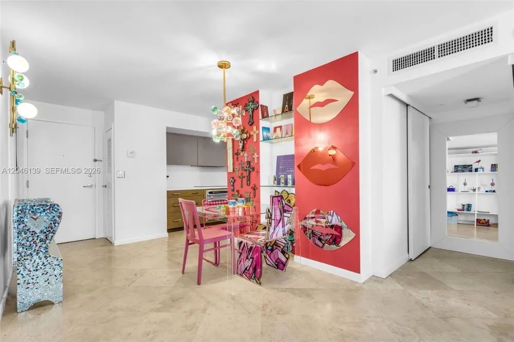 6917 Collins Ave #404 Miami Beach, FL 33141