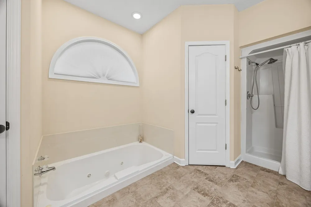 1566 N Plantation Dr Cookeville, TN 38506
