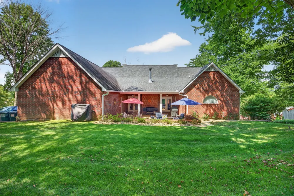 1566 N Plantation Dr Cookeville, TN 38506