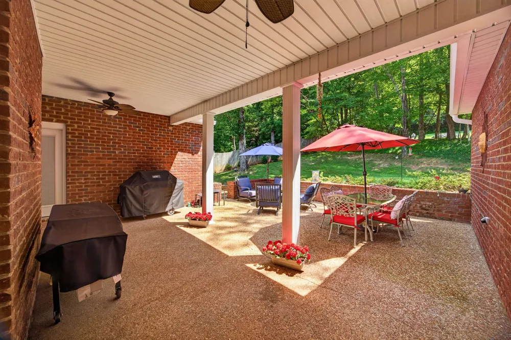 1566 N Plantation Dr Cookeville, TN 38506