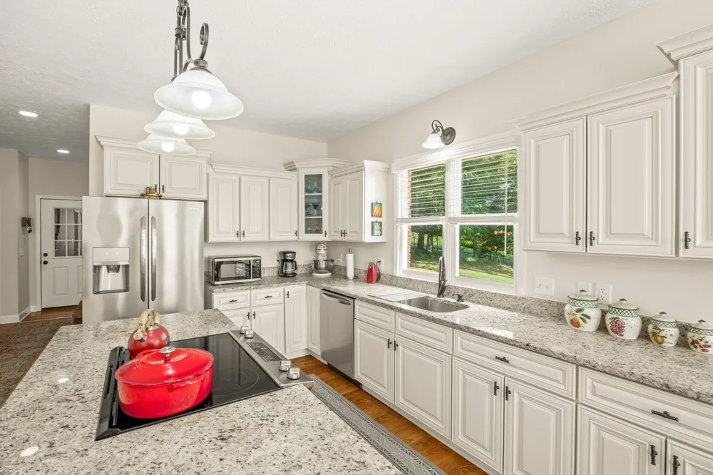 1566 N Plantation Dr Cookeville, TN 38506