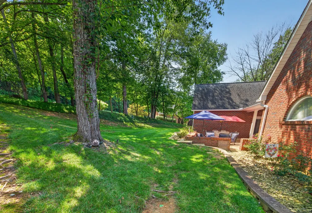 1566 N Plantation Dr Cookeville, TN 38506