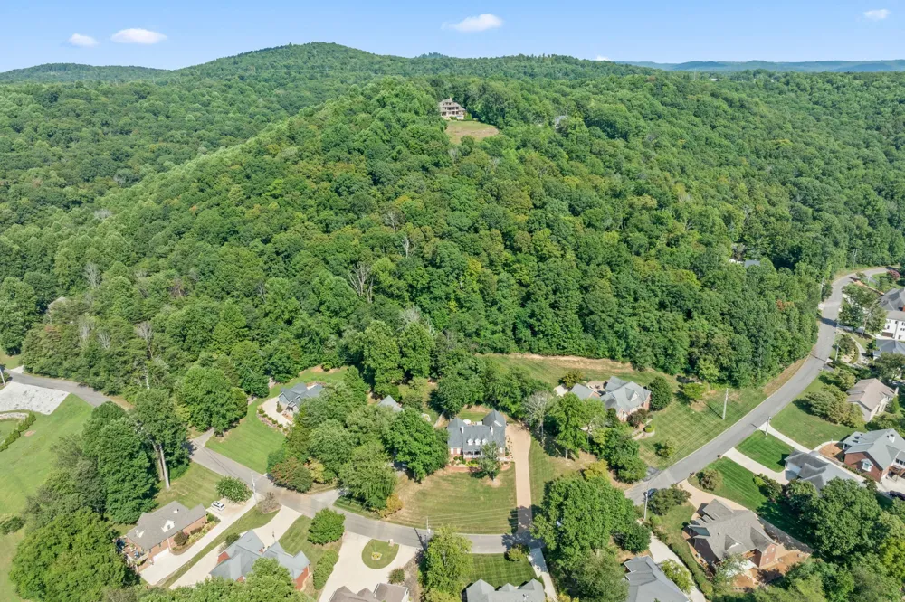 1566 N Plantation Dr Cookeville, TN 38506