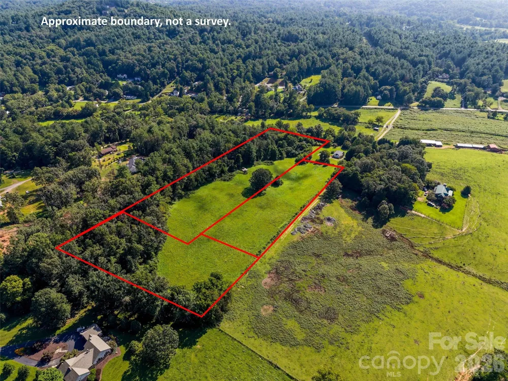 99999 Farm Hills Lane Fletcher, NC 28732